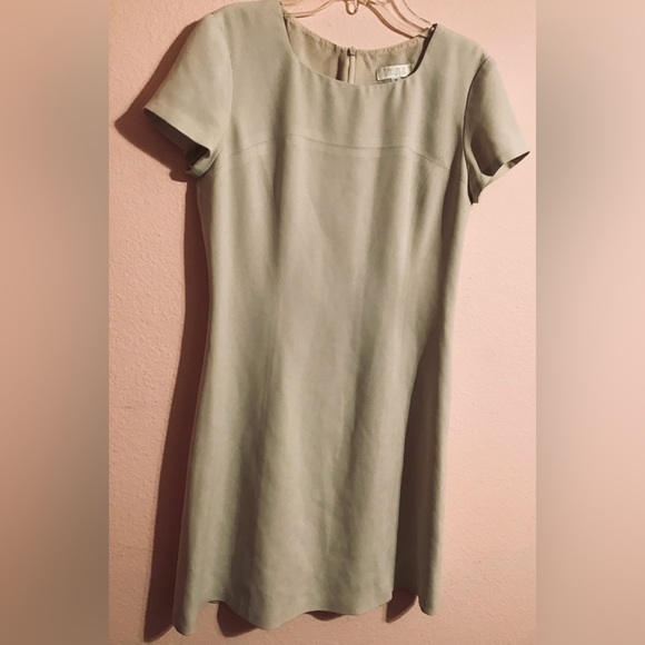 ❤️Neiman Marcus Isabel Ardee cream dress size 6 - Picture 3 of 5